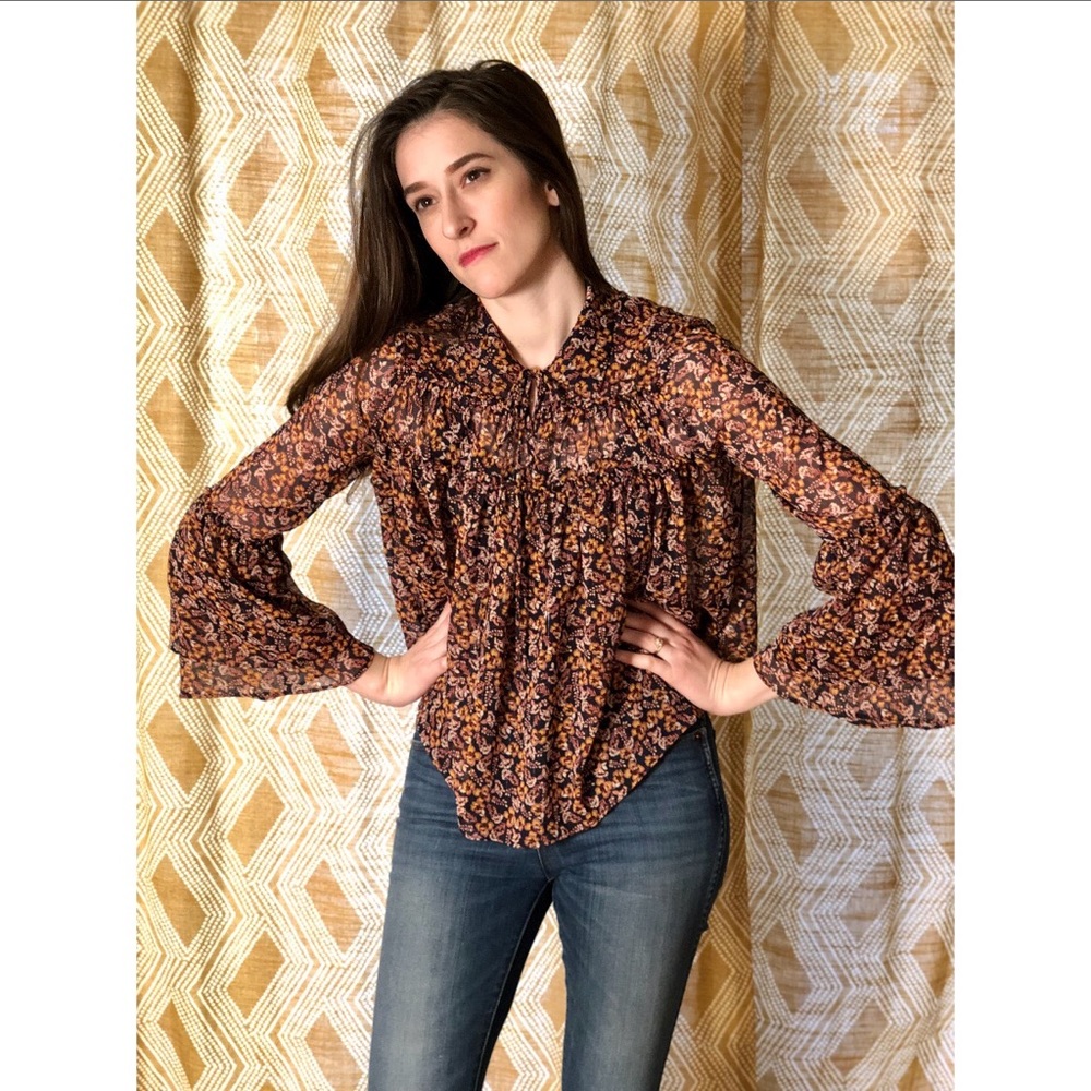 En Créme Boho Flowy Blouse